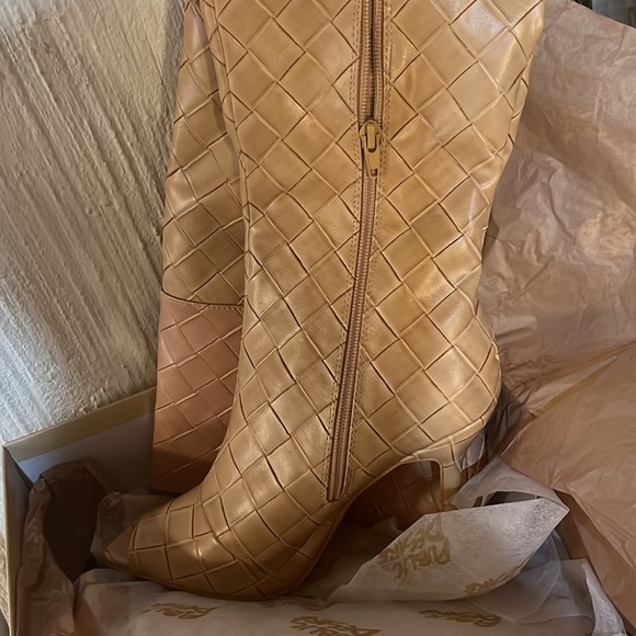 NWT Over The Knee Boots - Picture 2 of 7